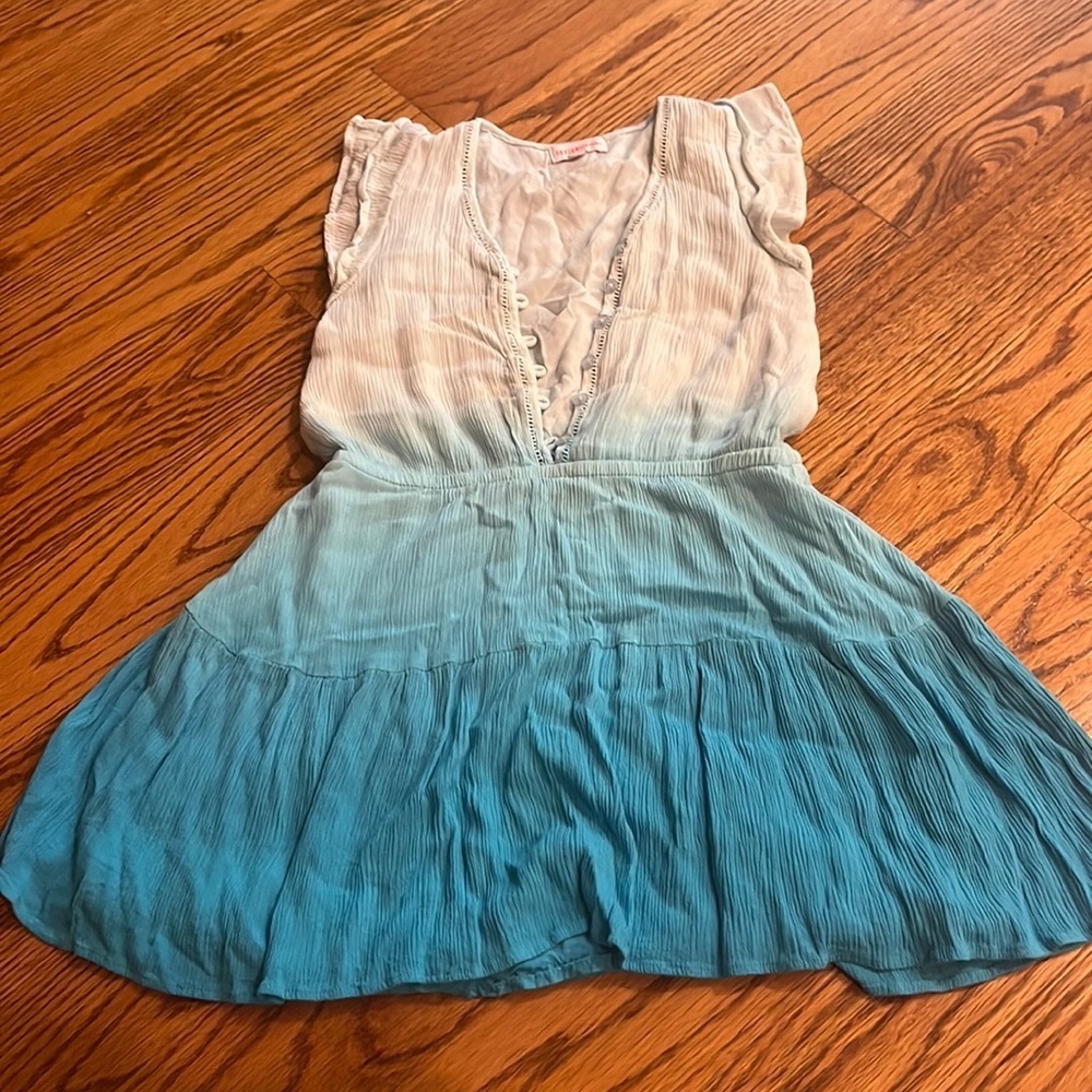 Design History Girlโs Blue Tie Dye Dress Size M